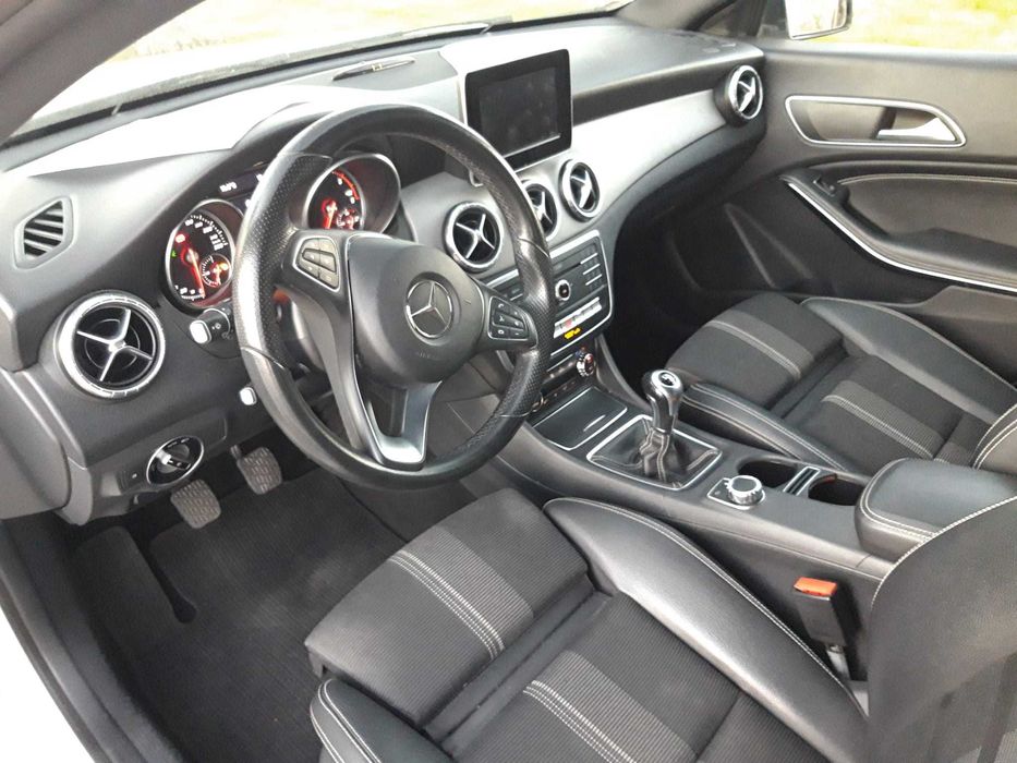 Mercedes-Benz CLA 200 Shooting Brake