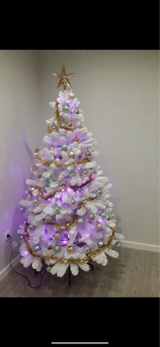 Arvore de natal com decoracao