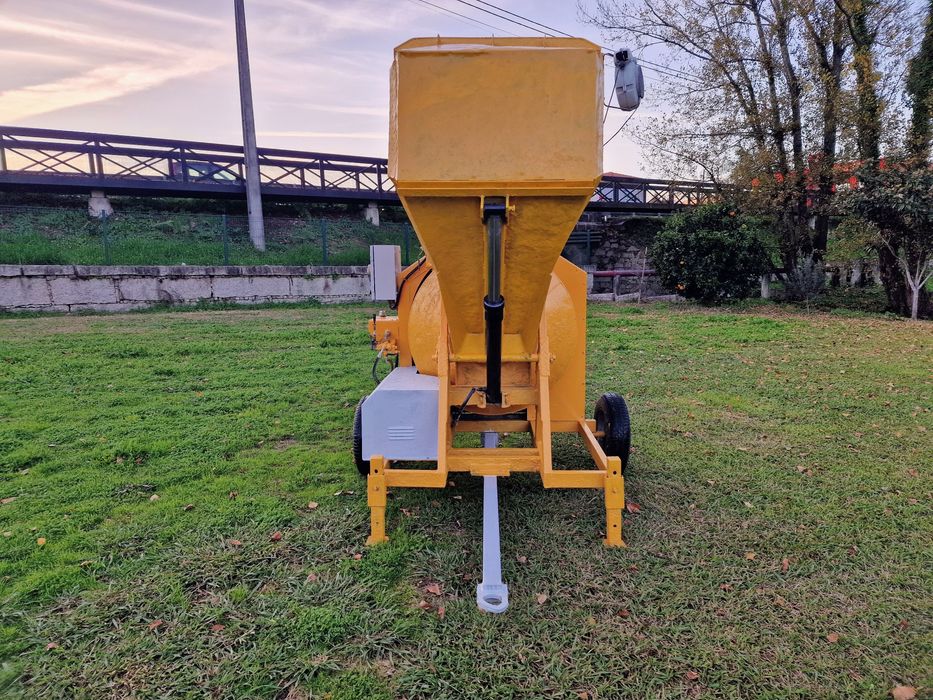 Centra de betão elétrica