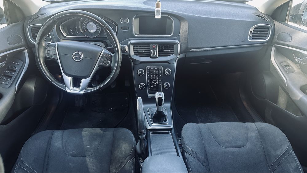 Volvo V40 2.0 Cross Country D2 Momentum