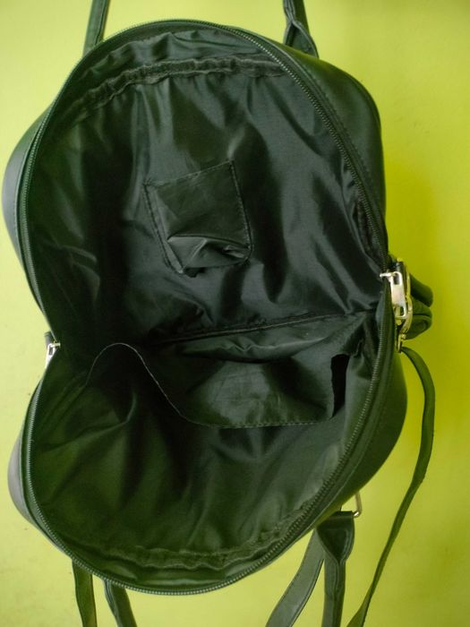 Elegancka skórzana torebka czarno biala