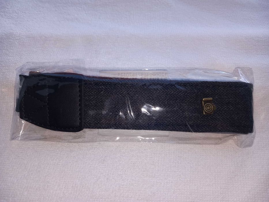 Fita - Alça - Correia para câmara Nova