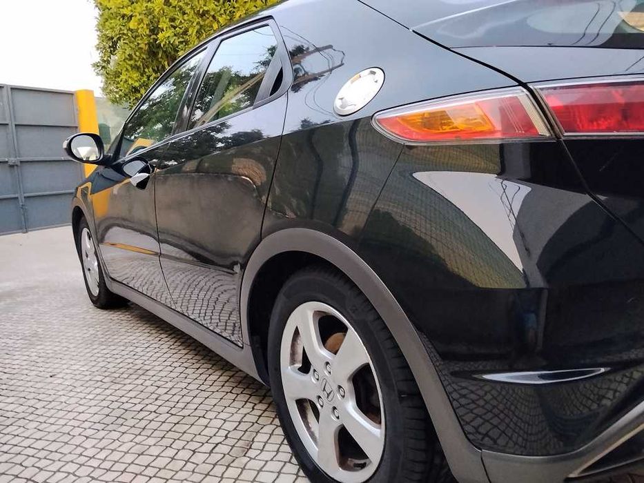 Vendo HONDA CIVIC 5DR 6 velocidades de 2009