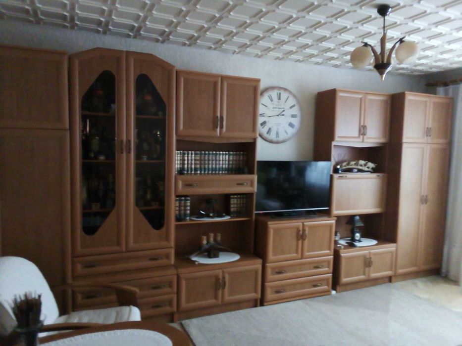 Regal pokijowy braz jasny