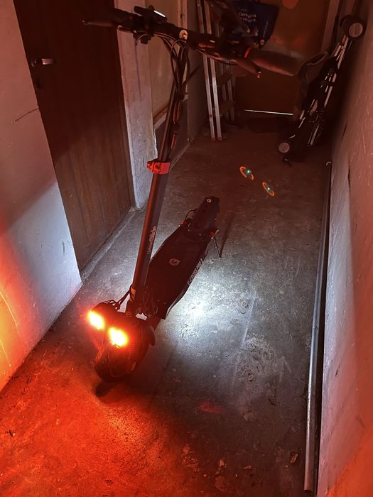 Trotinete Urban Glide e-cross pro 2