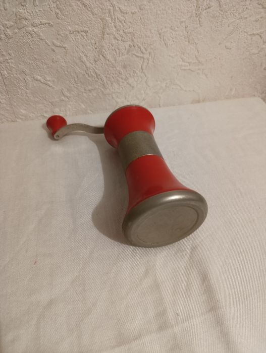 Кофемолка ручная СССР