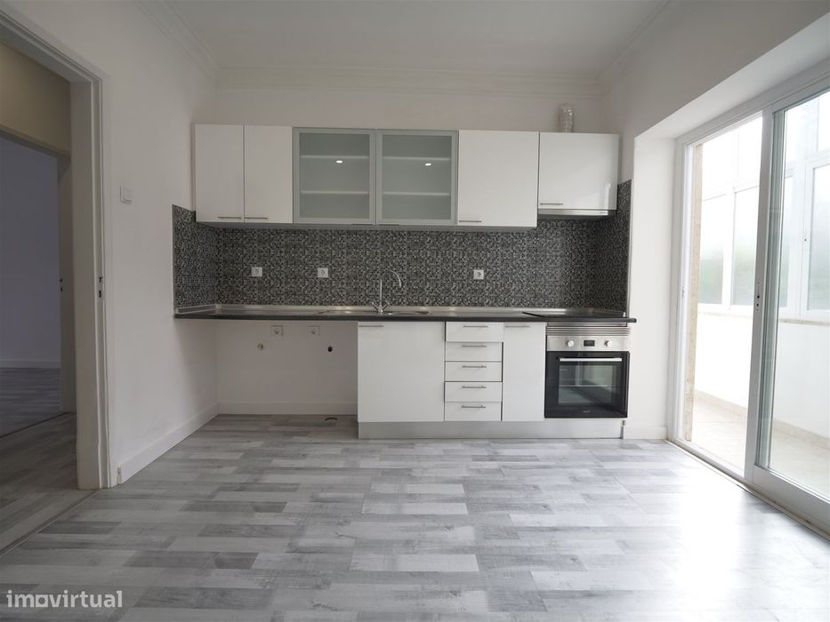 Apartamento T1 em Lisboa para arrendamento, habitação ou serviços