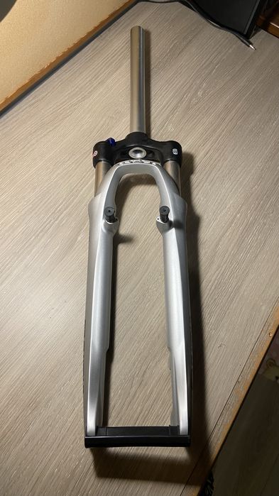 Nowy SrSuntour NCX D-LO 28”