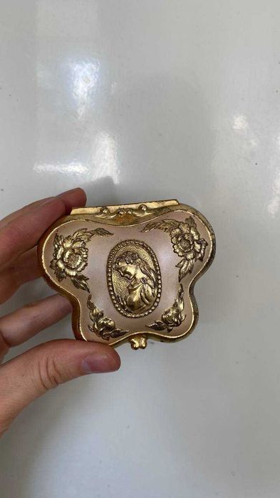 Винтажная шкатулочка для украшений