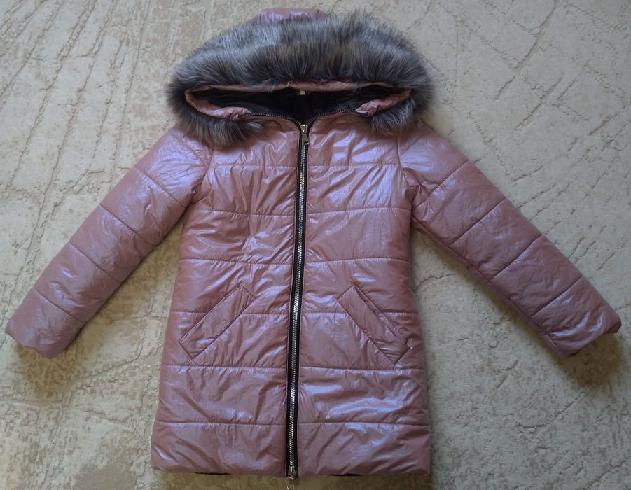 Зимняя куртка для девочки.