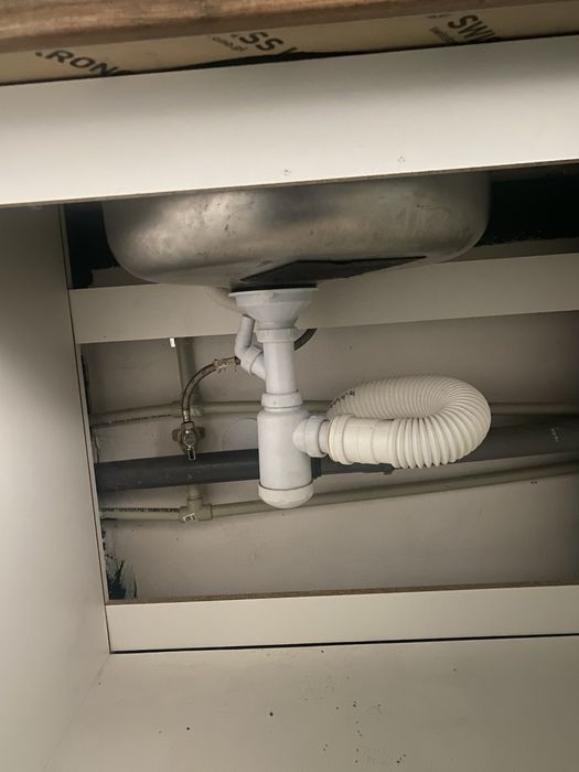 Okragly zlew, bateria, syfon