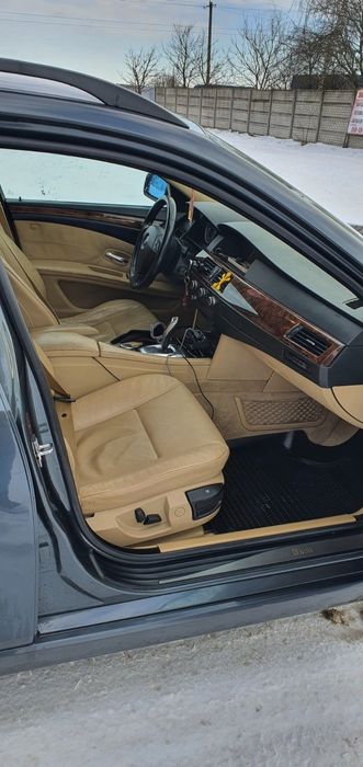 Продам  BMW 520 .