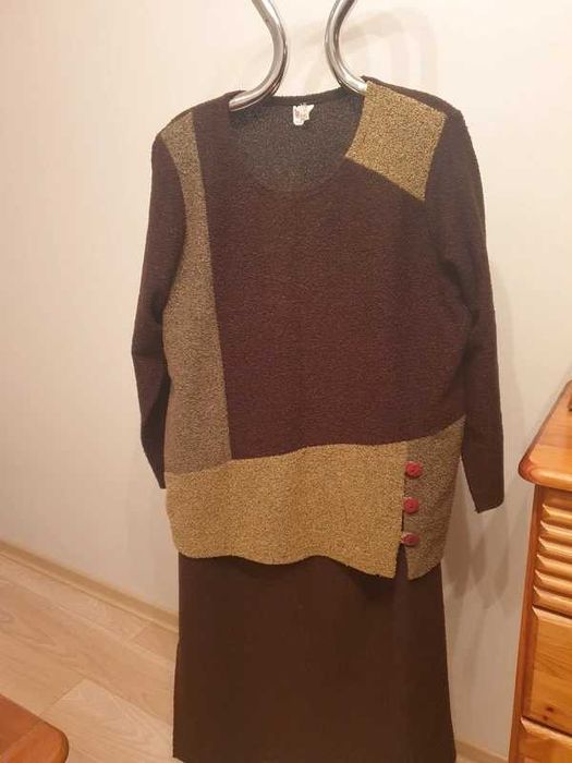 Garsonka brąz 50 tunika sweter + spódnica