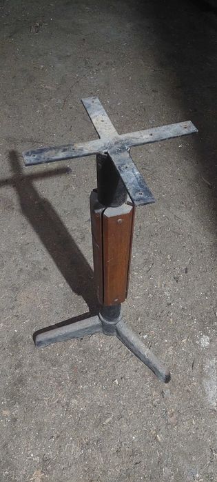 Mesas de madeira vintage