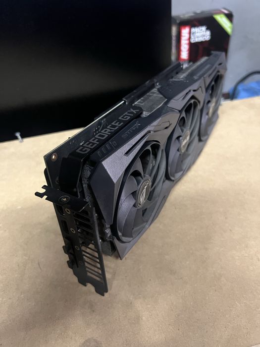 Placa grafica GTX 1660 ti Asus