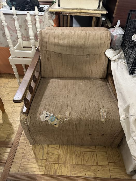 Крісла розкладні продаються 2шт