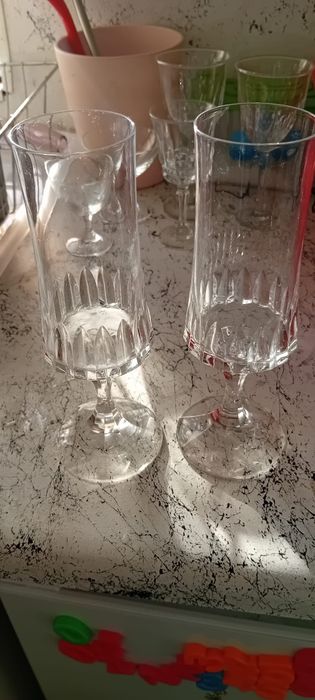 Conjunto de vários copos / taças / cálices requintadas