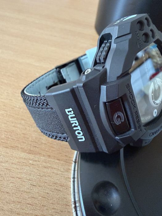 Jak Nowy Casio G-shock Burton GDF 100BTN