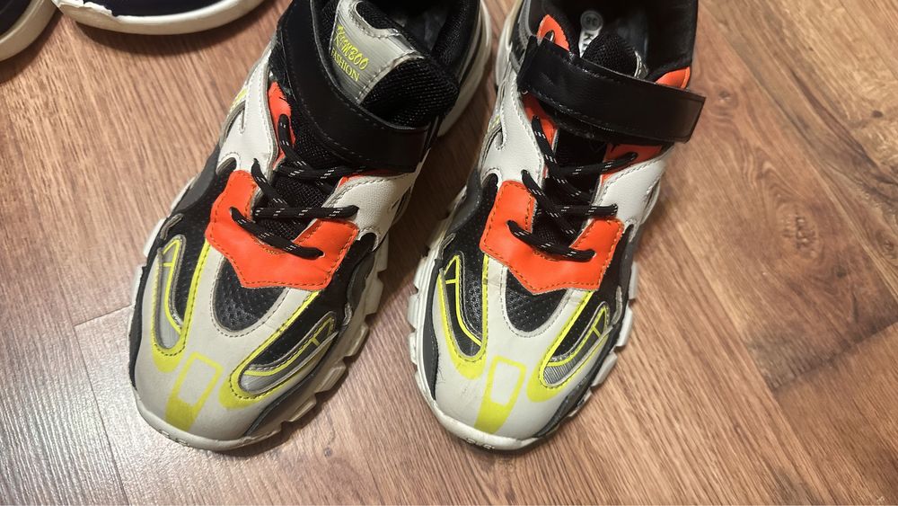 Кроссы и кроссы на мальчика 37,38 разм, как новые