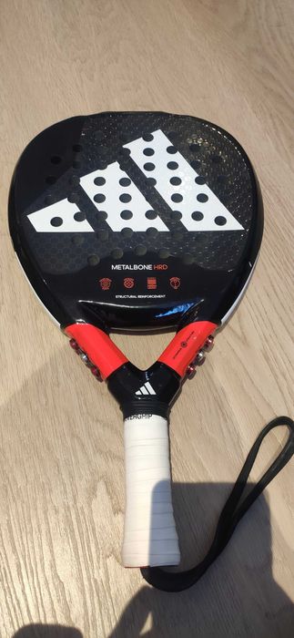 Raquete Padel adidas Metalbone 3.2HRD