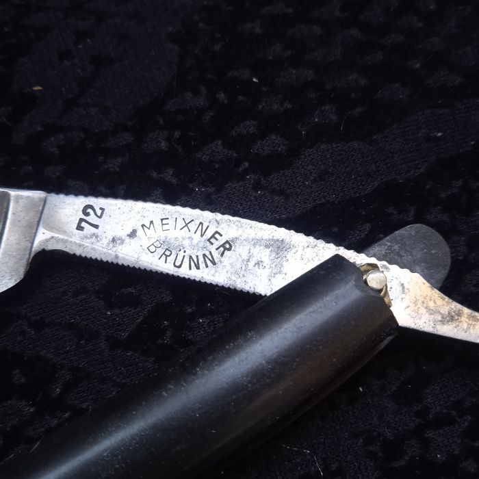 Бритва. Браун. Німеччина.