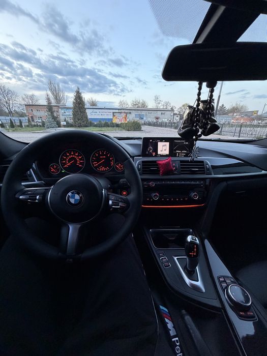 Продам Bmw  f30 2014 год