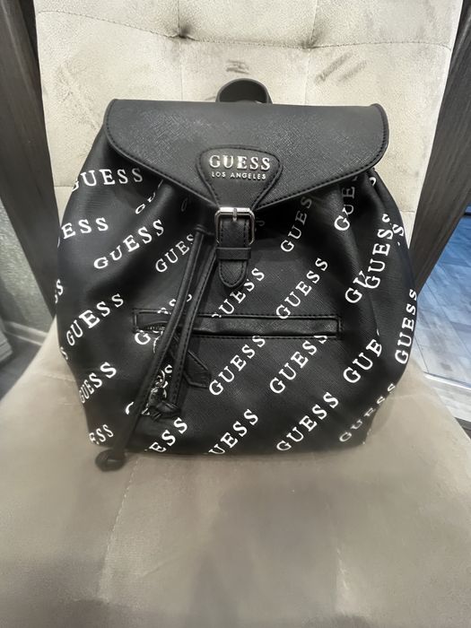 Рюкзак guess оригинал