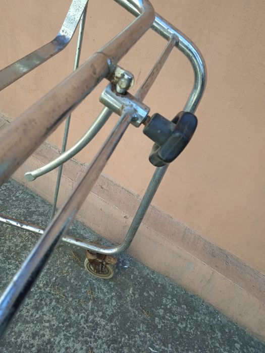 Кроватка детская  кувез медицинская