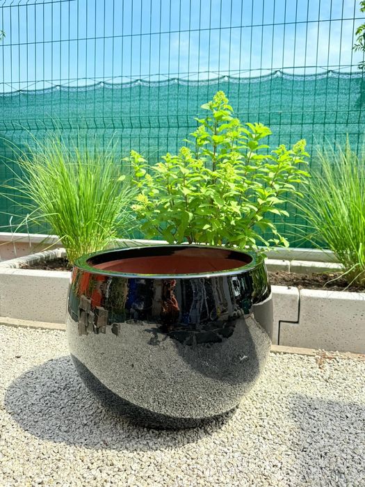 Duża  mrozoodporna donica szkliwiona cermax