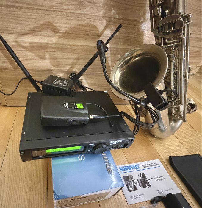Комплект для духових і саксофону Shure ULXP та мікрофон Shure Beta98