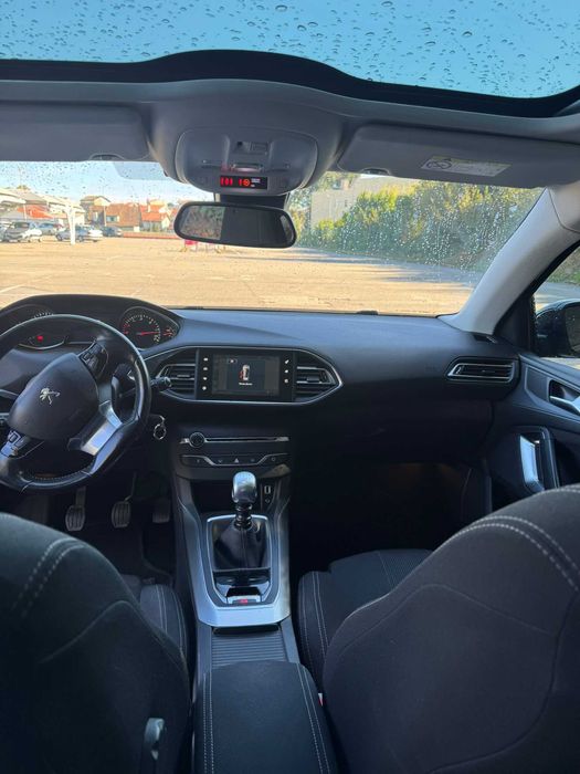 Peugeot 308 1.6 e-HDi Allure J17