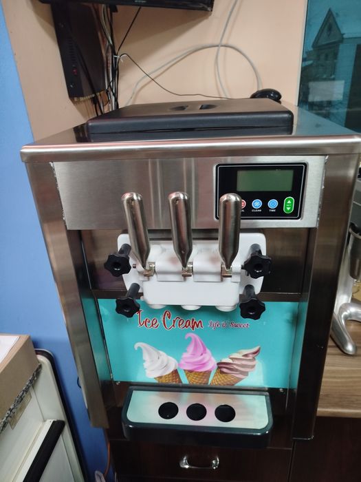 Фризер для морозива