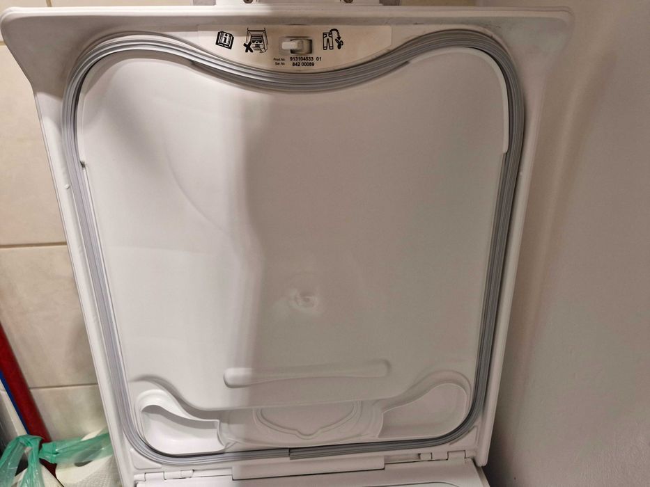 Electrolux - pralka ładowana od góry