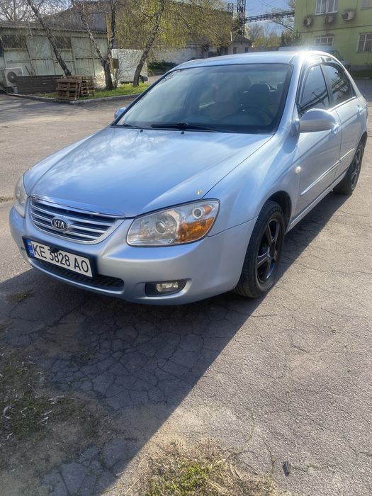 Авто в чудовому стані! Двигун коробка все працює добре! По всім іншим питанням звертайтеся 05******30 ,