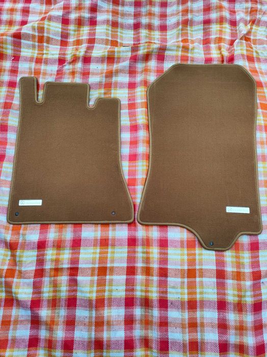 Oryginalne dywaniki Mercedes SL R129