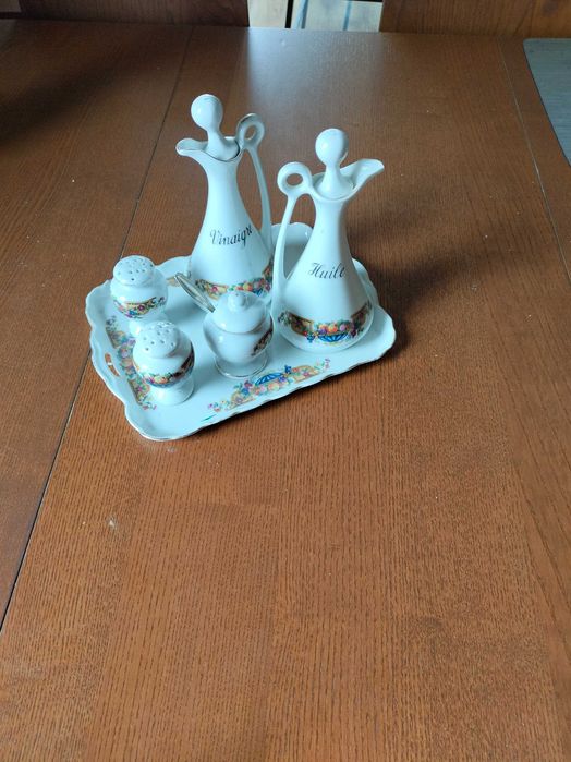 Zestaw na przyprawy Porcelena