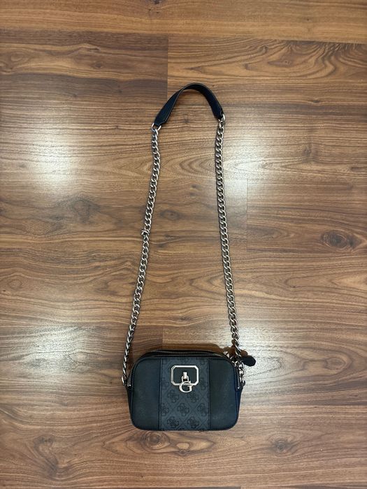 Torebka guess na ramię