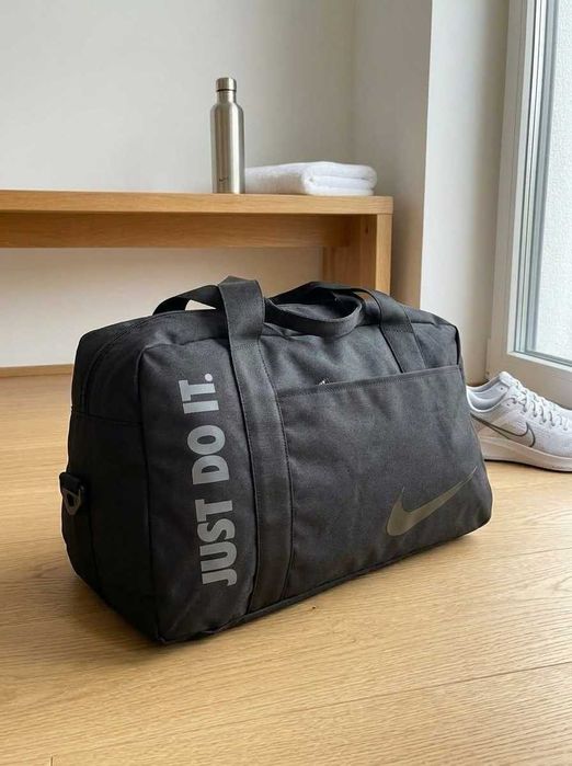 Дорожня сумка Nike