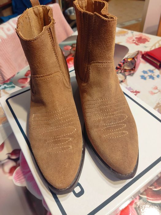 Kowbojki FatFace skóra naturalna r 36