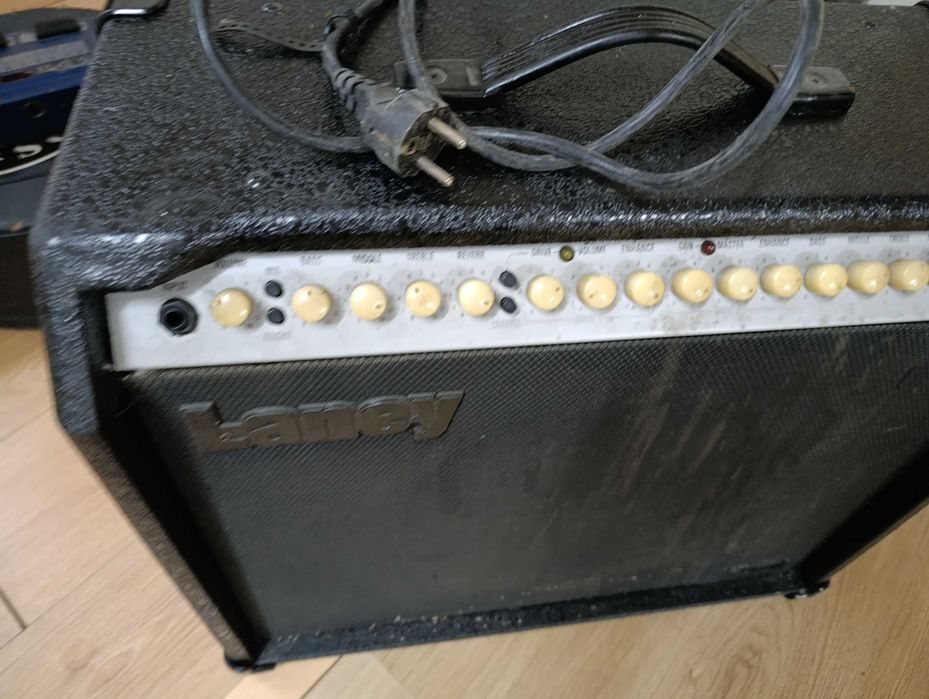 Amplificador Laney 120w