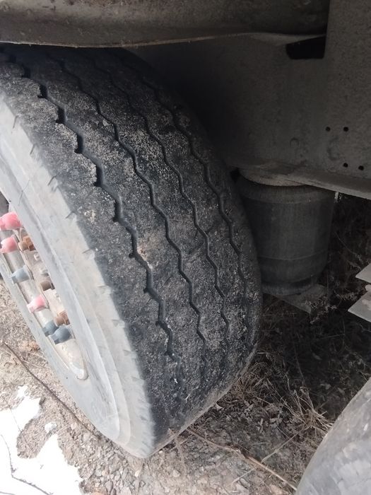 Продам напівпричеп Schmitz