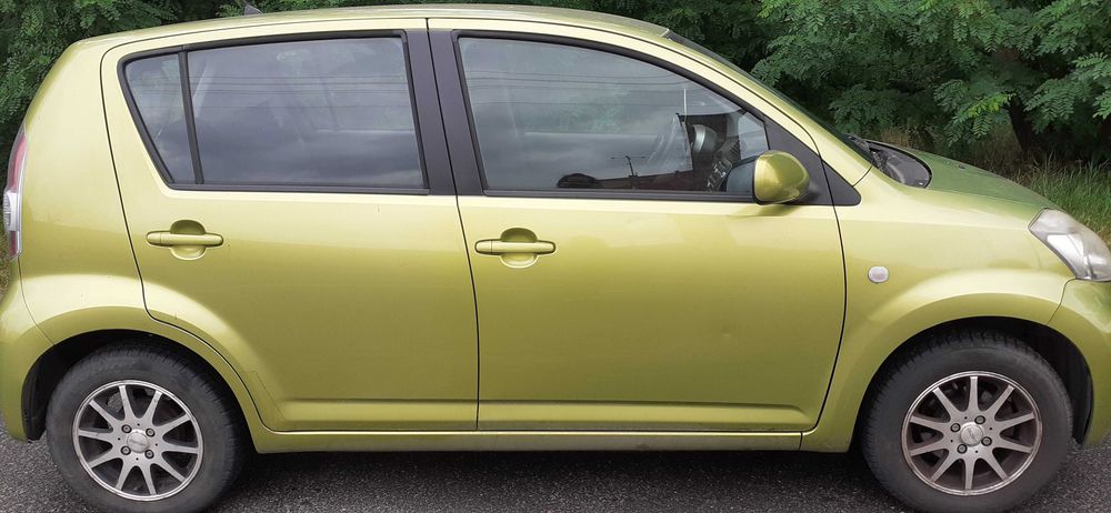 Sprzedam Daihatsu Sirion Klima