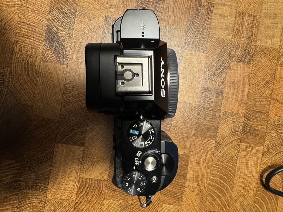 Sony A7 ILCE-7B A7m1