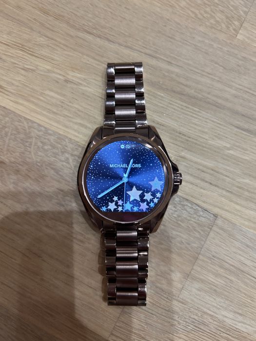 Michael Kors Access Runway Model: MKT5077