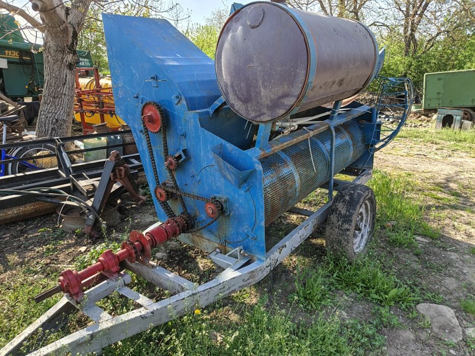 Гарбузовий комбаєн 2000