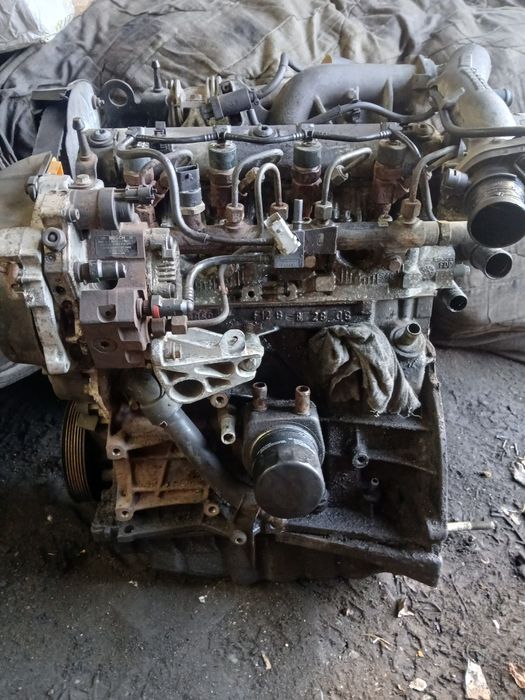 Silnik, słupek Renault Scenic II, F9A, 1.9 dci,120 km.