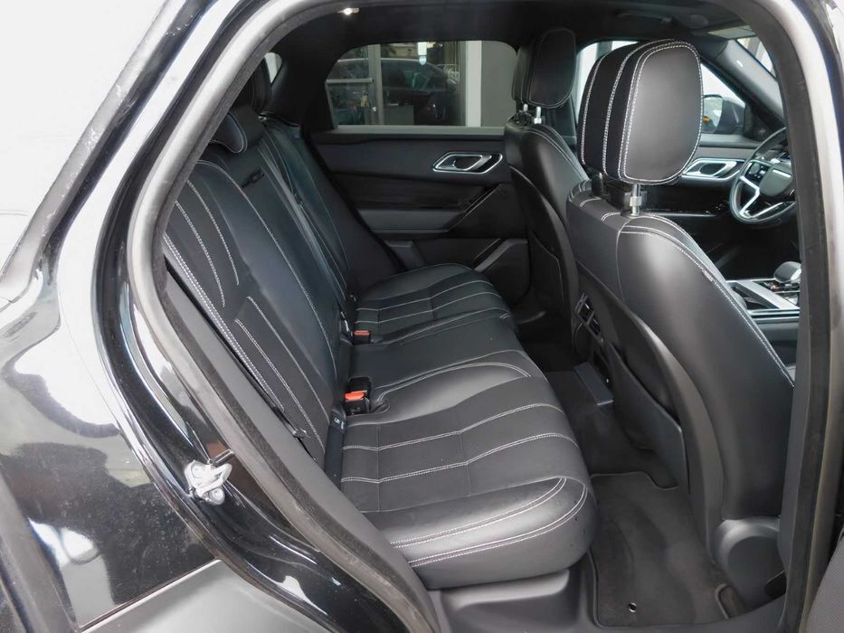 Land Rover Range Rover Velar      2021