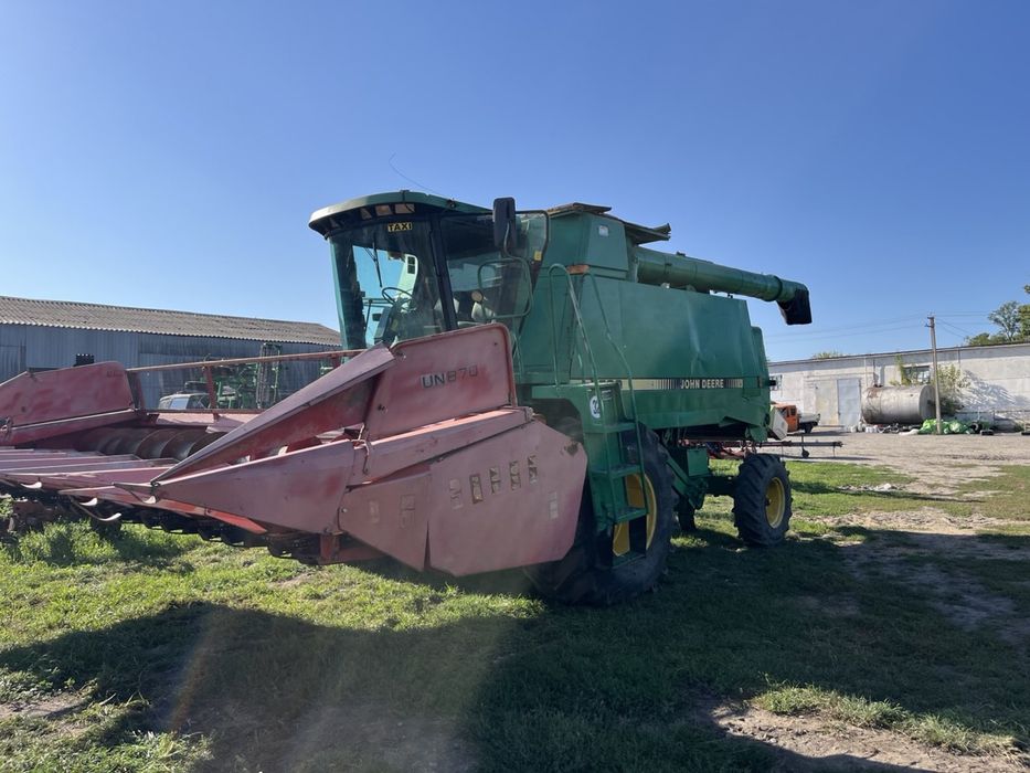 Комбайн Джондір-9500.