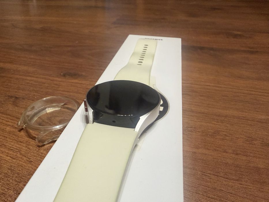 Samsung watch 6 42mm w idealnym stanie