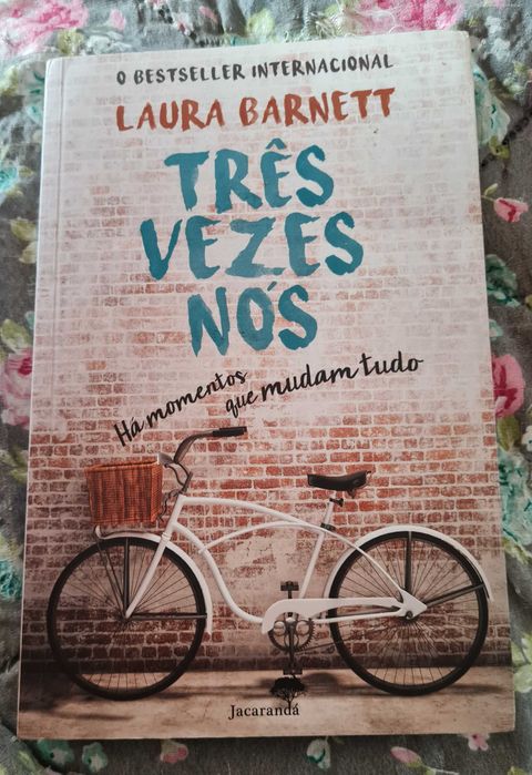 Três Vezes Nós de Laura Barnett